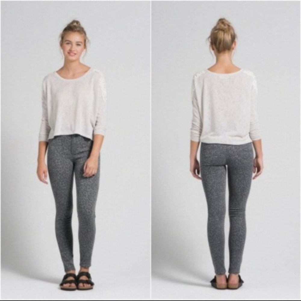 A+F NWT Natural Waist Jegging Leopard 30 Super High US10 10R Stretch NEW